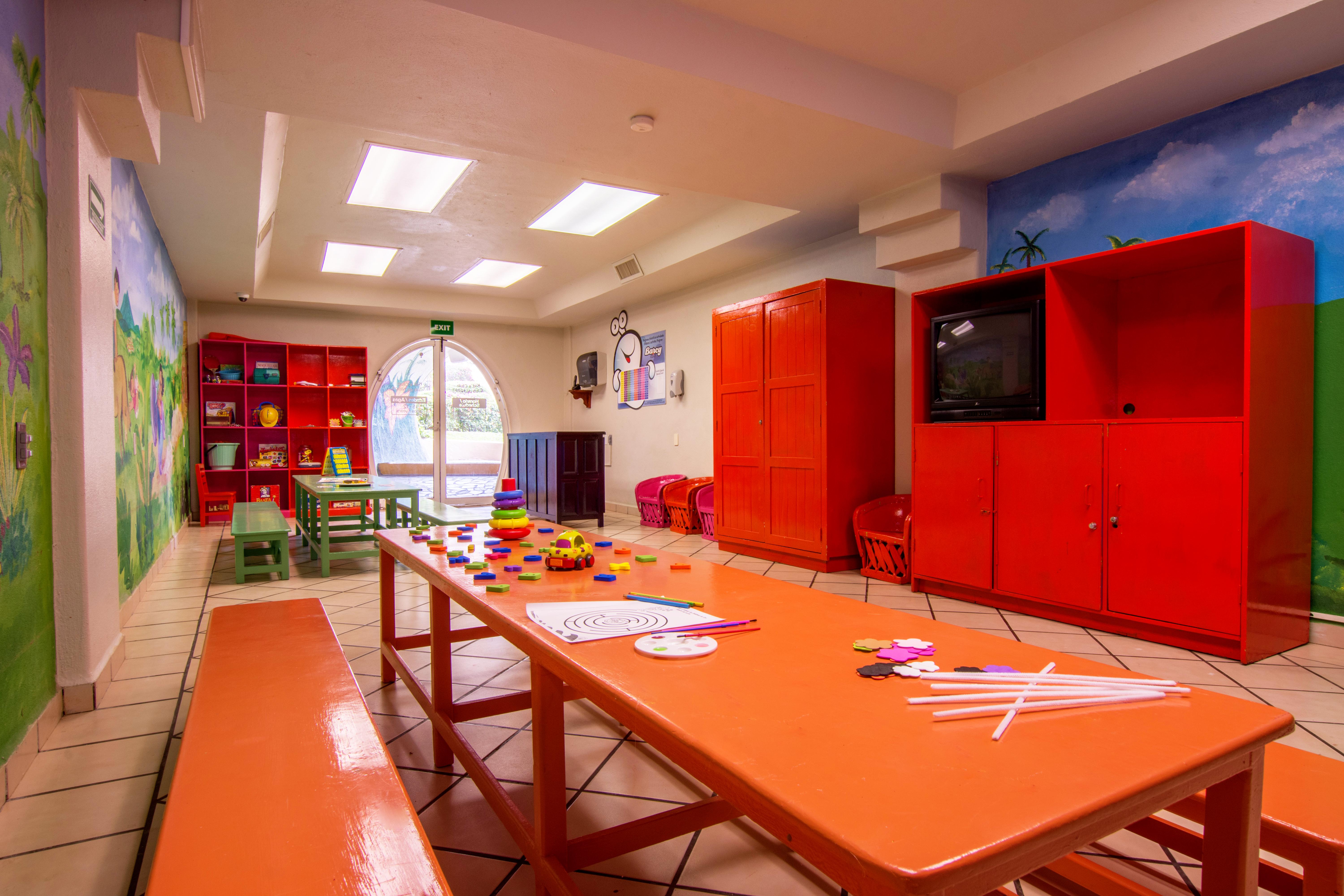 曼萨尼约 巴尔赛罗卡米纳全包度假村酒店 外观 照片 A children's room at a hotel