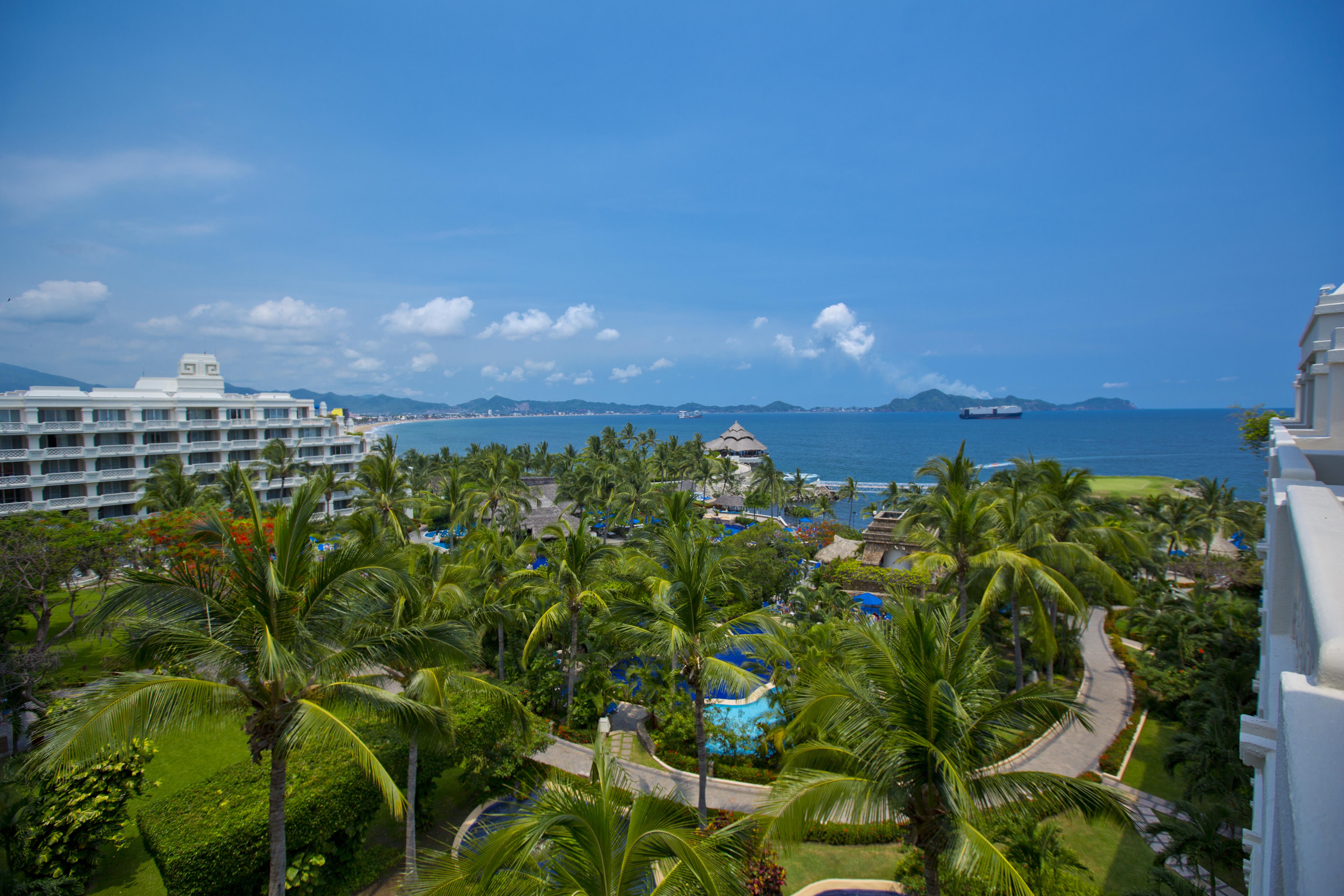 曼萨尼约 巴尔赛罗卡米纳全包度假村酒店 外观 照片 View of the resort